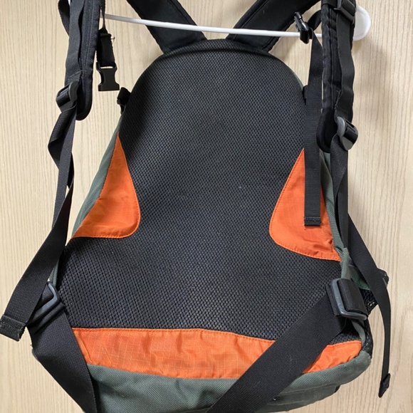 Arc’teryx Orange & Green Backpack - Picture 4 of 12